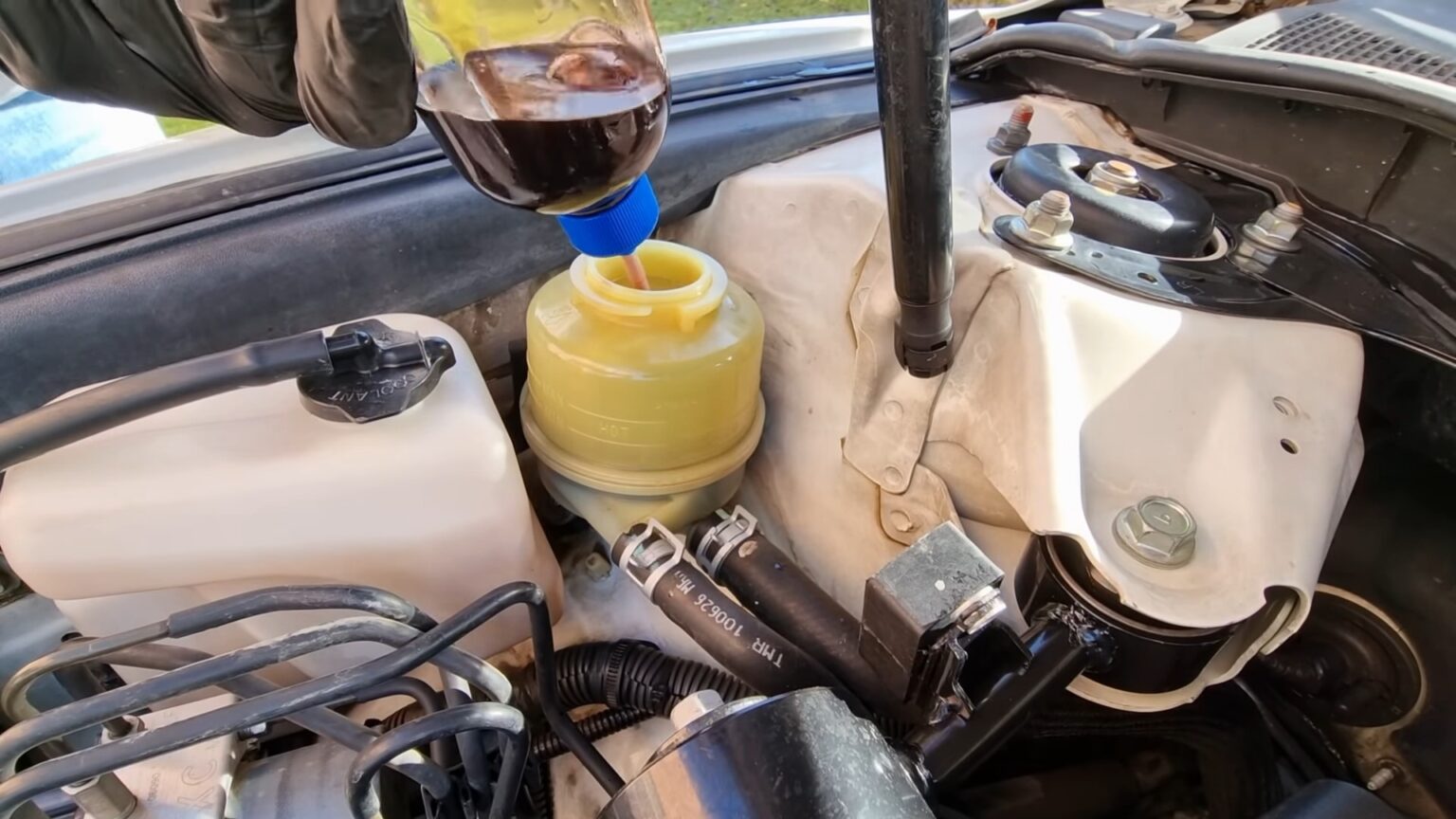 Power Steering Fluid Alternatives Beyond the Traditional